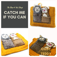 Load image into Gallery viewer, Woolly Felt Pouch with cute Finger Puppets - Gold Brown with
